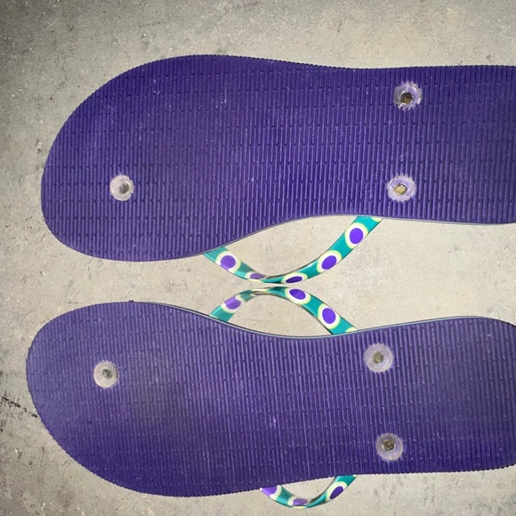 Vera Bradley Flip Flops Size 9/10 - Picture 2 of 3